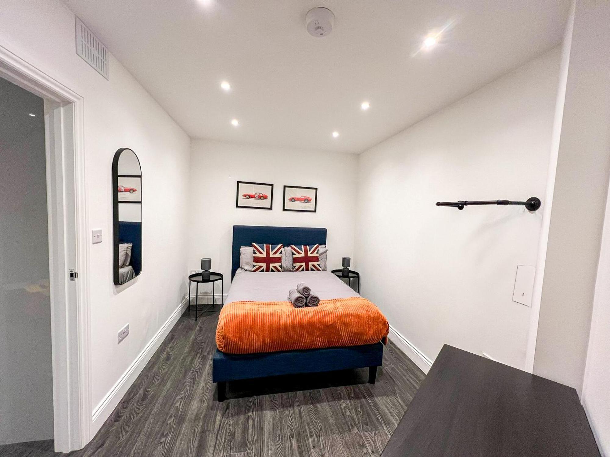 1-Bedroom Apartments In Shoreditch, Old Street, Hoxton 伦敦 外观 照片