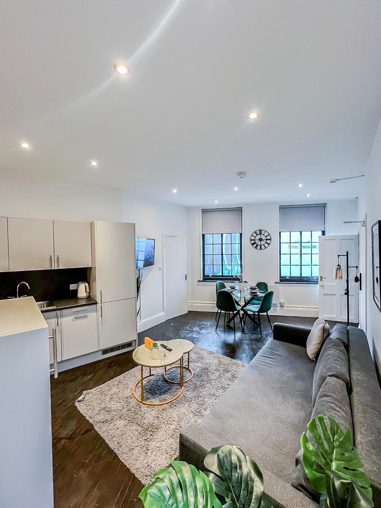 1-Bedroom Apartments In Shoreditch, Old Street, Hoxton 伦敦 外观 照片