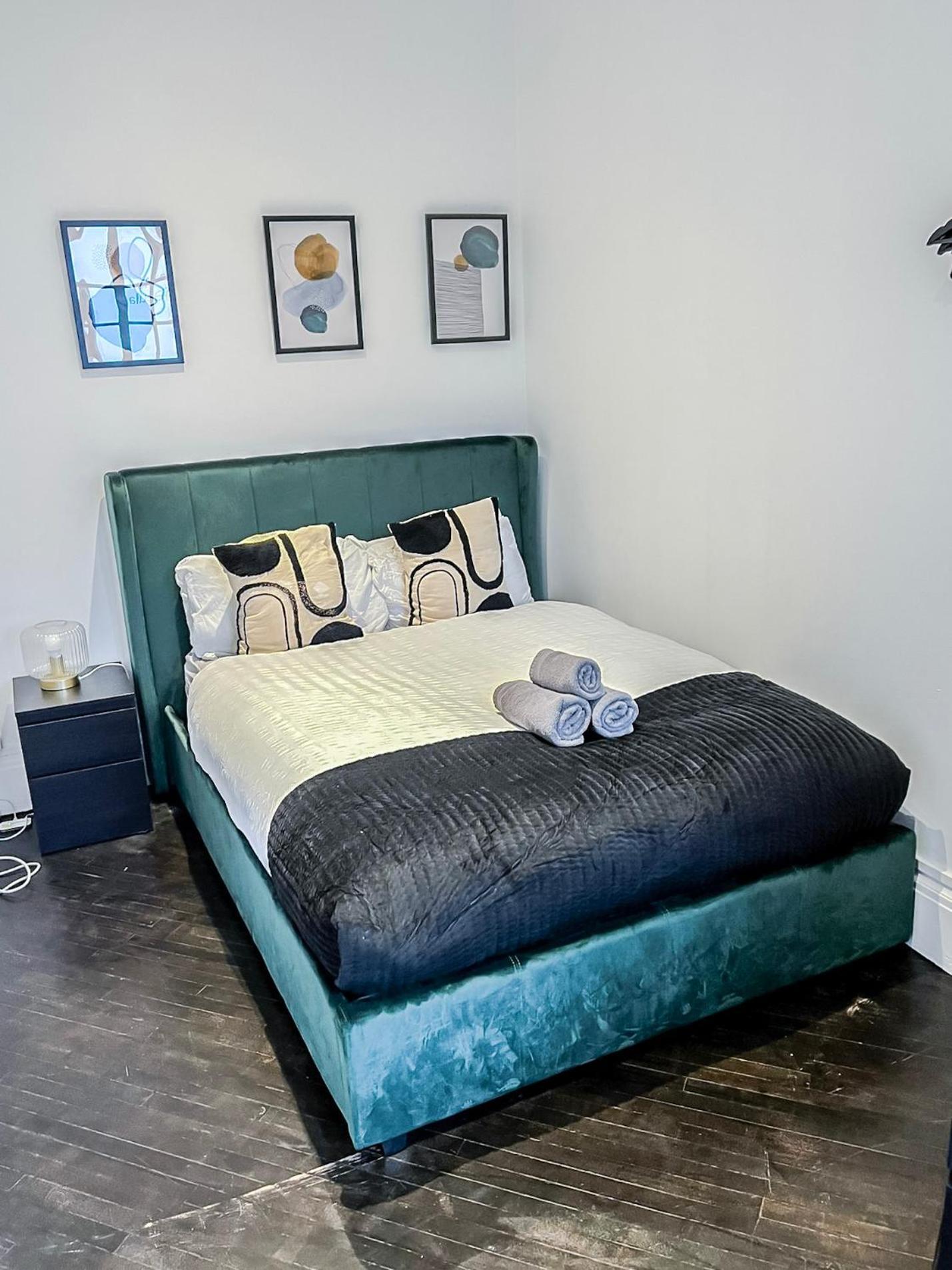 1-Bedroom Apartments In Shoreditch, Old Street, Hoxton 伦敦 外观 照片