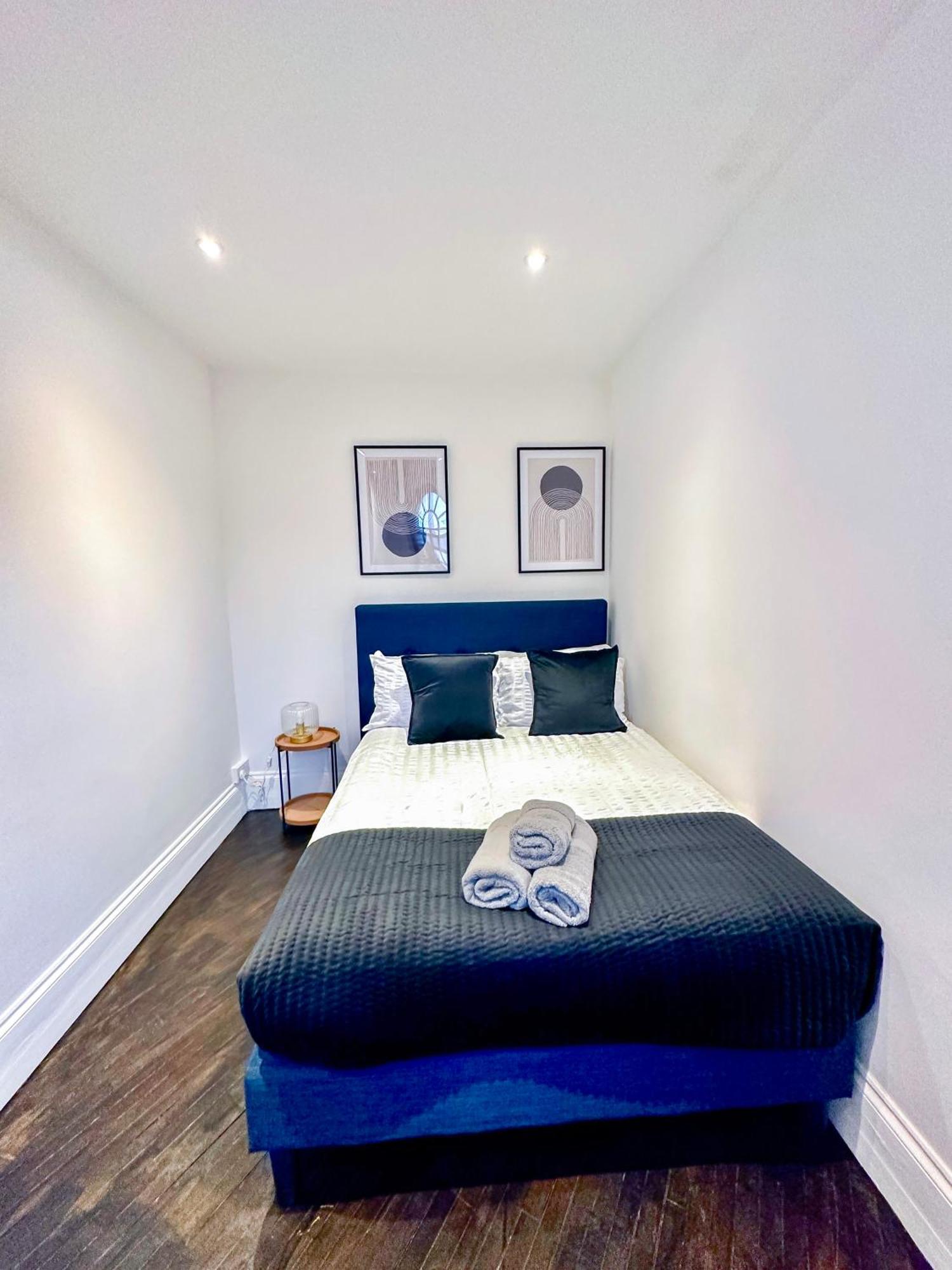 1-Bedroom Apartments In Shoreditch, Old Street, Hoxton 伦敦 外观 照片